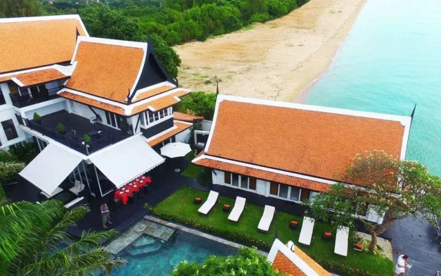 Luxury 5 Stars Beach Villa 6 Beds