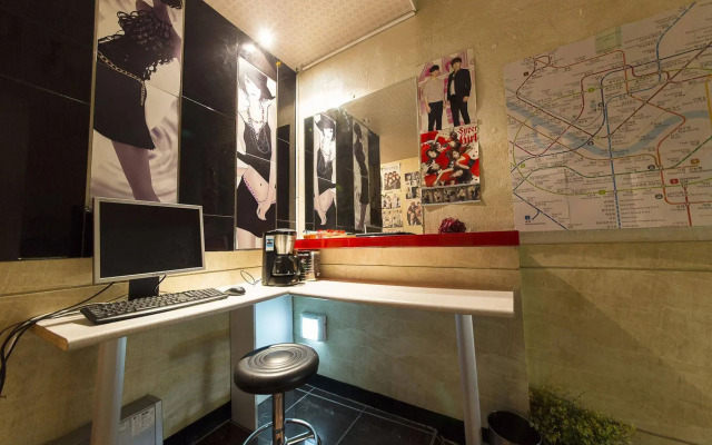 Hostel Metro