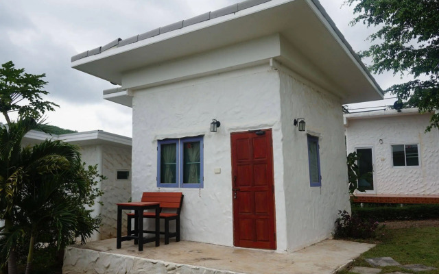 WhiteRock Resort Pakchong