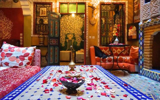Riad Jennah Rouge - Hostel