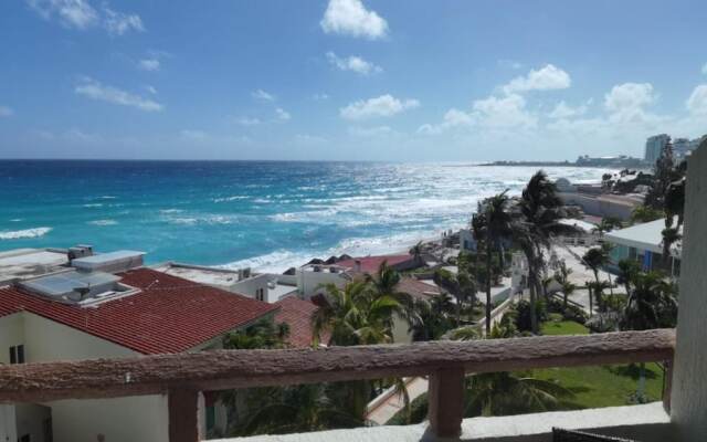 Ocean Front Suites by Rodero Condos