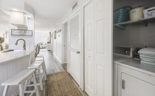 Loggerhead 282 2 Bedroom Condo by RedAwning