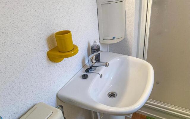 Nice Home in Lauwersoog With 2 Bedrooms and Wifi