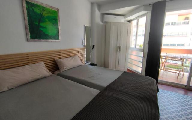 Flat2 studio 150m from the beach with pool