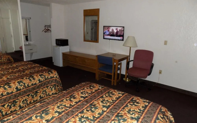 Topeka Plaza Inn