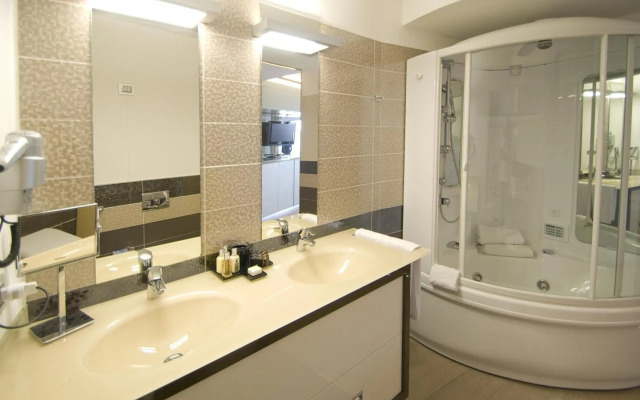 Hotel Premier & Suites