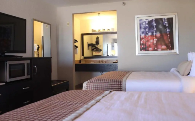 Infinity Inn & Suites