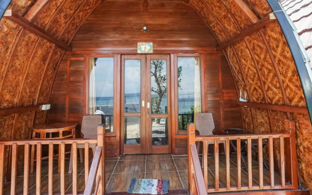 Road Beach Homestay