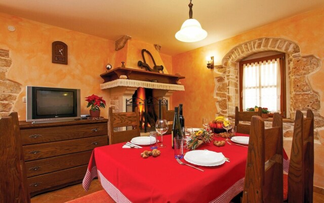 Beautiful Home in Krnica With Wifi and 2 Bedrooms