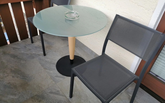 Flo's Design Suite, Rooms & Breakfast