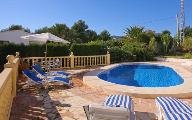 Villa - 2 Bedrooms with Pool and Sea views - 105004