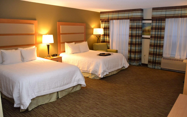 Hampton Inn & Suites Kalamazoo - Oshtemo