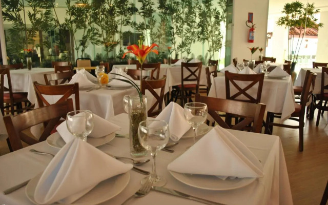 Porto da Serra Hotel