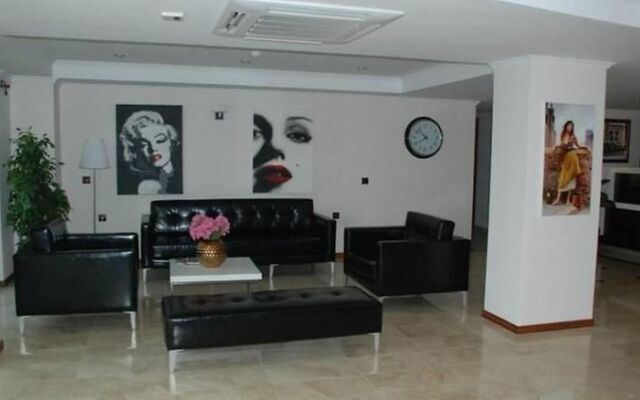 Silvanus Hotel
