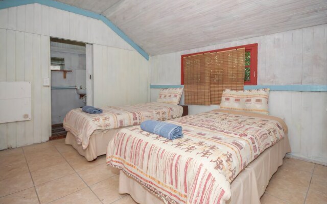 Woodlands Cottages & Camping