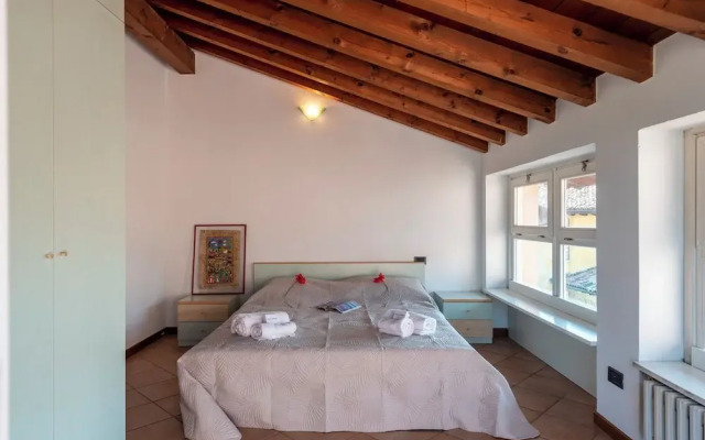 Bruno House Lakeview & Shared Pool