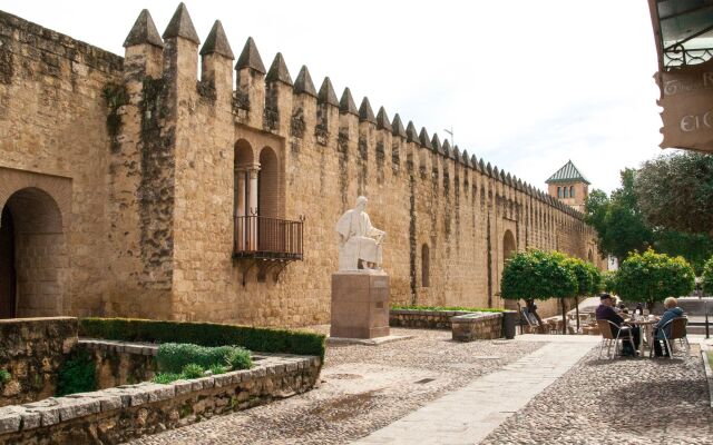 La Casa de la Muralla