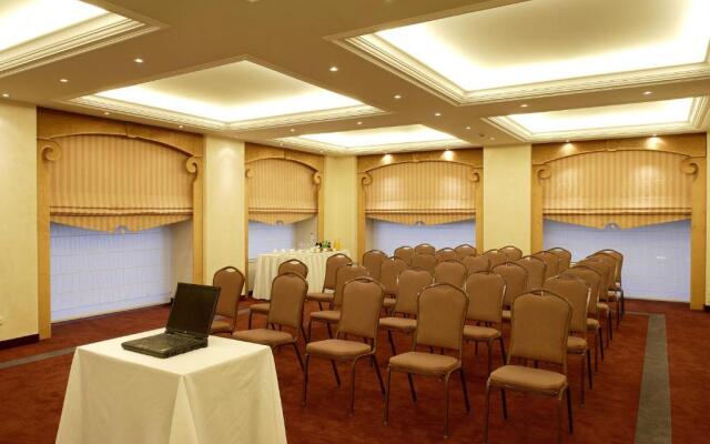 Piraeus Theoxenia Hotel