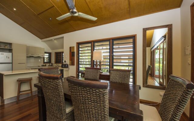 Pure Magnetic Villa 2