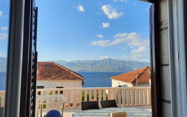 Apartment Sea View