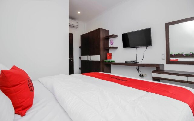 Reddoorz Plus @ Mampang Prapatan