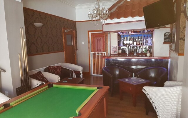 The Cresta Guest House