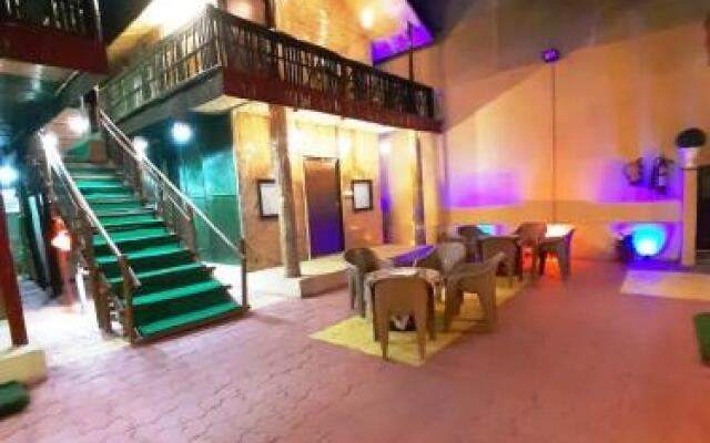 Hotel Bamboo Castle