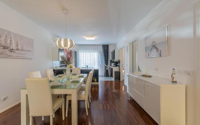 Luxury apartment Lella