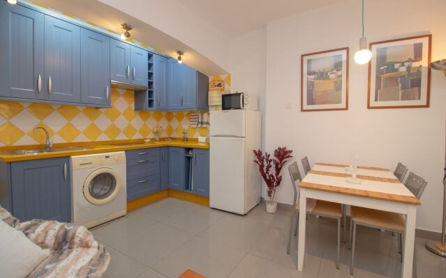 Seaside 2 Bedrooms By the Center