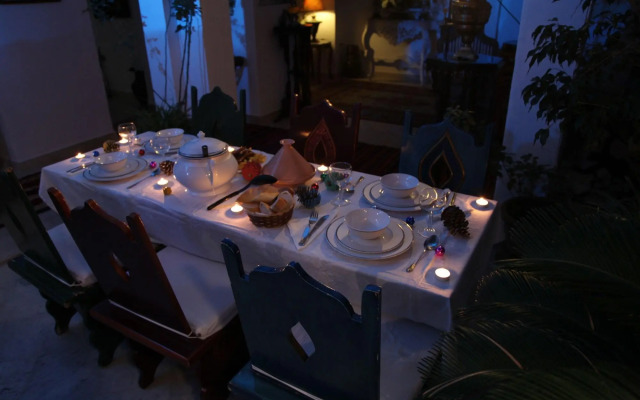 El Patio Courtyard House