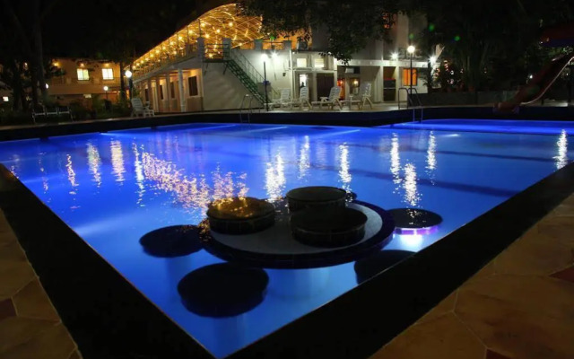 Hotel Ravi Kiran