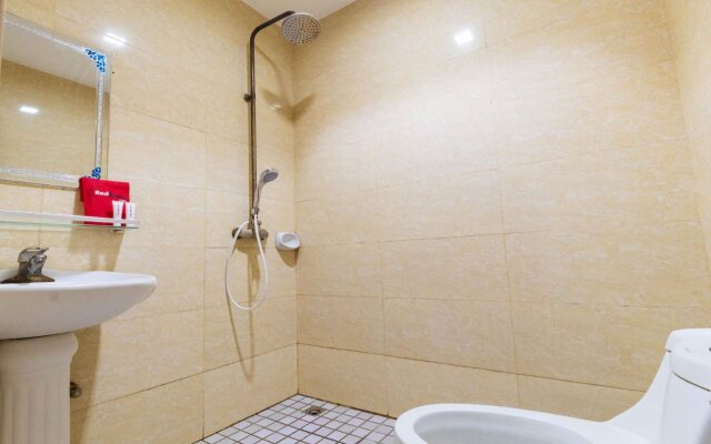 Winter Hotel by RedDoorz