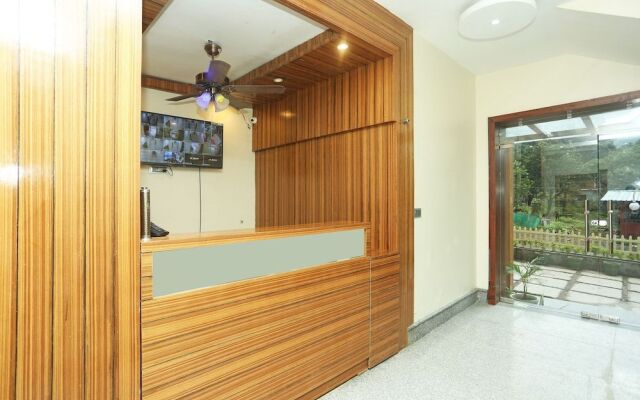 Capital O 18317 Hotel Samriddhi Retreat
