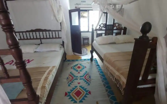 Shella Bahari Guest House