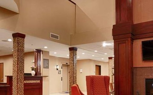 Best Western Plus Finger Lakes Inn & Suites