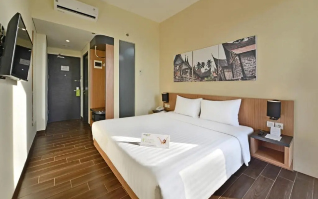 Whiz Prime Hotel Khatib Sulaiman Padang