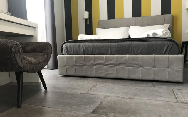 B&B BaRock