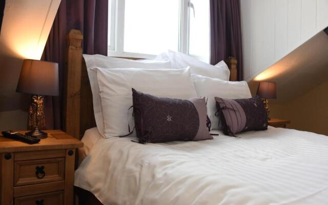 The Llanelwedd Arms Hotel