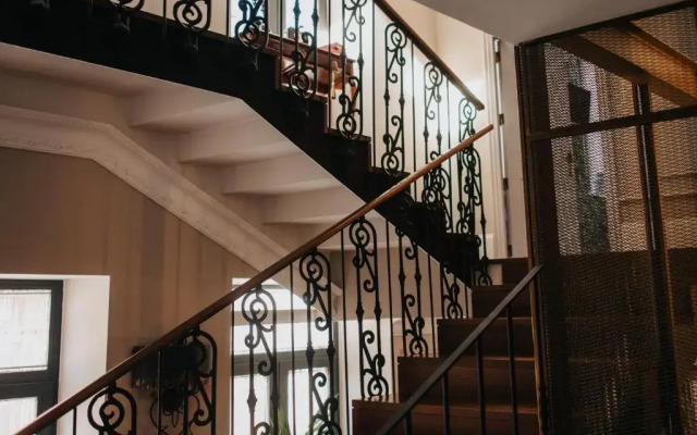 1930 Boutique Hotel
