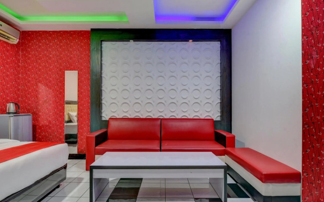 Super OYO 4010 Zaara Guest House Syariah