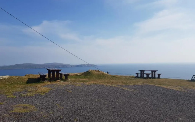 Bridge View House B&B and Restaurant