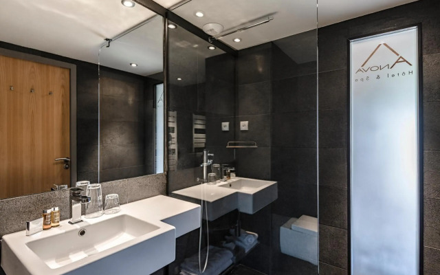 Anova Hotel & Spa