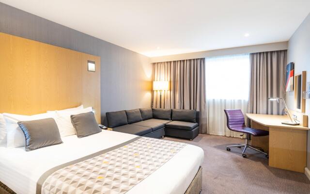 Holiday Inn London - Luton Airport, an IHG Hotel