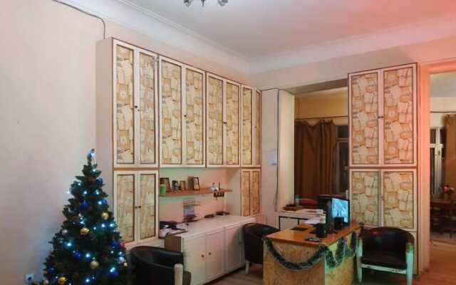 Хостел и апартаменты «Грибоедов»