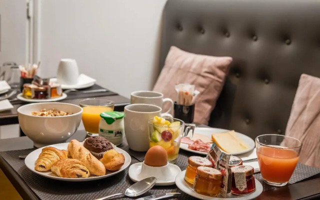 Hotel Arc de Triomphe