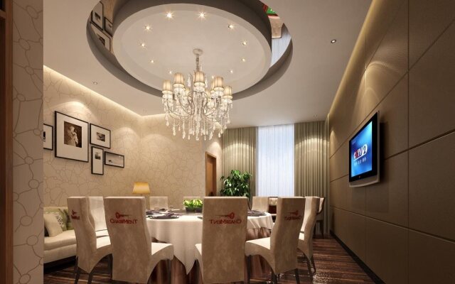 Huayi Business Hotel