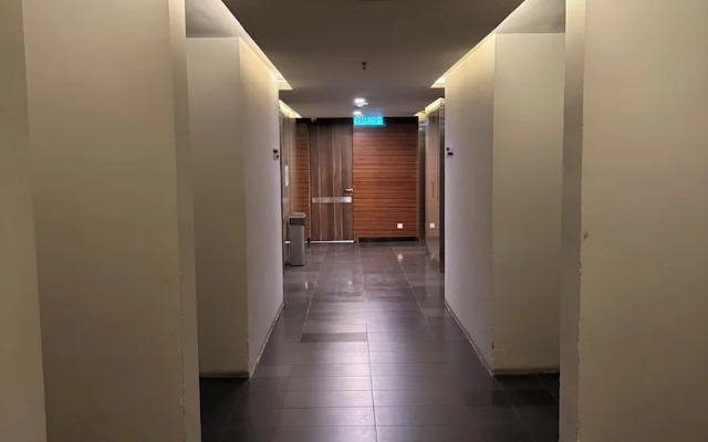 D'Majestic Place by Roomy