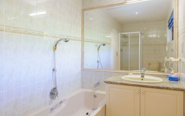 San Lameer Villa Rentals Three Bedroom Luxury 13908