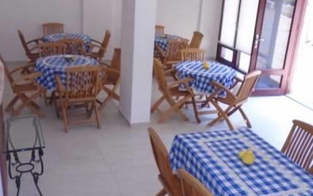 Laçin Otel