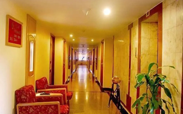 United-21 Hotel